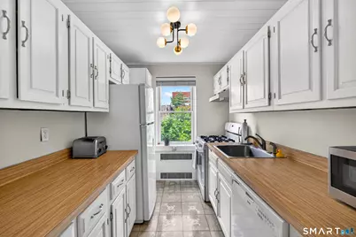 70 Strawberry Hill Avenue #6-3C, Stamford, CT 06902 - Photo 5