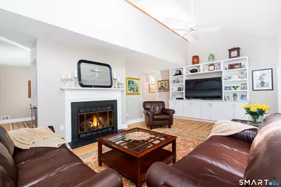 316 Lansdowne #316, Westport, CT 06880 - Photo 5