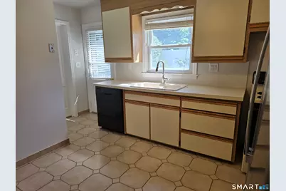 1 Albers Road, Danbury, CT 06811 - Photo 9