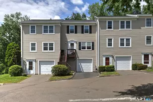 22 Summit Commons, Derby, CT 06418 - Photo 1