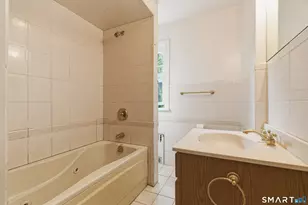 114 Belltown Rd, Stamford, CT 06905 - Photo 9