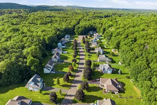 16 Harvest Ln, Bloomfield, CT 06002 - Photo 3