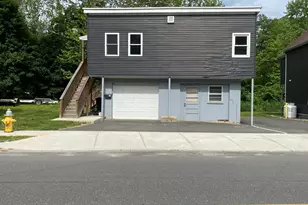 13Unit 9 - 11 Railroad Ave, Beacon Falls, CT 06403 - Photo 1