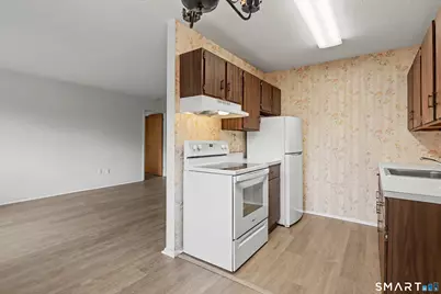 925 Longbrook Avenue #109, Stratford, CT 06614 - Photo 11