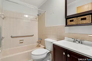 925 Longbrook Ave, Stratford, CT 06614 - Photo 5