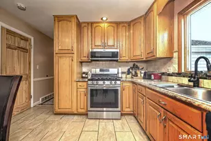 255 Oceanview Terrace, Stratford, CT 06615 - Photo 11