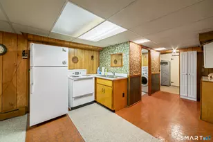 43 Danbury Ln, Bristol, CT 06010 - Photo 25