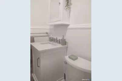 158 Scofield Avenue #3rd floor, Bridgeport, CT 06605 - Photo 9
