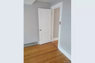 158 Scofield Avenue #3rd floor, Bridgeport, CT 06605 - Photo 11