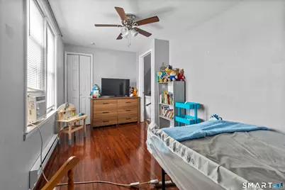 182 Deforest Avenue, Bridgeport, CT 06607 - Photo 15