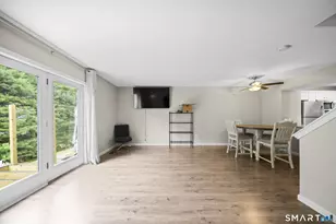 102 Oak Ridge Dr, Windsor Locks, CT 06096 - Photo 7