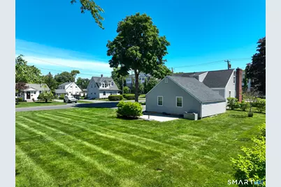 29 House Street, Glastonbury, CT 06033 - Photo 7