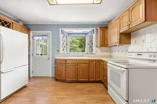 406 New Litchfield St, Torrington, CT 06790 - Photo 9