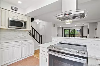 237 Strawberry Hill Avenue #42, Stamford, CT 06902 - Photo 9