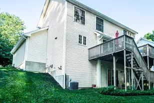 45 Pocono Ln, Danbury, CT 06810 - Photo 23