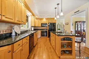 325 Westwood Rd, Bristol, CT 06010 - Photo 13