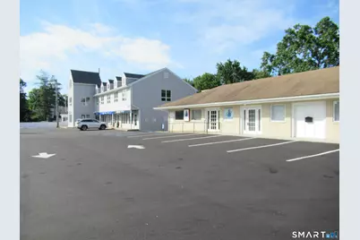 1515 Black Rock Turnpike #1, Fairfield, CT 06825 - Photo 3