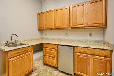 1515 Black Rock Turnpike #1, Fairfield, CT 06825 - Photo 23