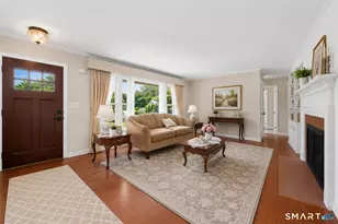 45 Woodridge Cir, Trumbull, CT 06611 - Photo 5