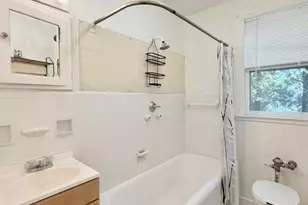 55 Marvel Rd, New Haven, CT 06515 - Photo 11