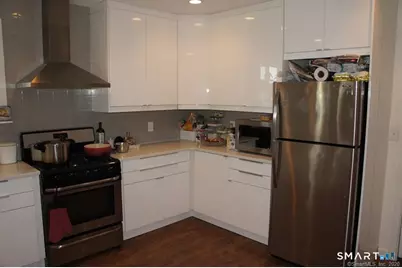 16 Manor Street #B, Stamford, CT 06902 - Photo 5