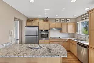 256 Hidden Cove Rd, Old Saybrook, CT 06475 - Photo 9