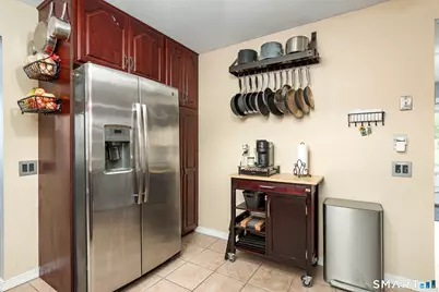 50 Putnam Lane, Enfield, CT 06082 - Photo 11