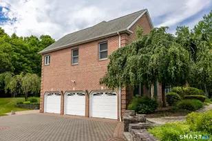95 Carola Dr, Watertown, CT 06795 - Photo 29