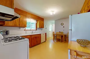 309 Danbury Rd, Ridgefield, CT 06877 - Photo 17