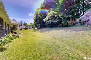 309 Danbury Rd, Ridgefield, CT 06877 - Photo 9