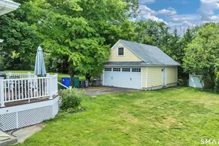 50 Vine St, Stratford, CT 06614 - Photo 25
