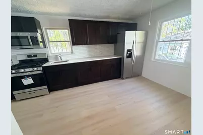38-38 Baltic Street, Hartford, CT 06112 - Photo 15