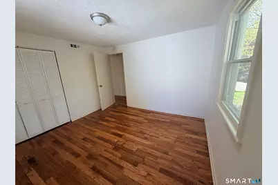 38-38 Baltic Street, Hartford, CT 06112 - Photo 29