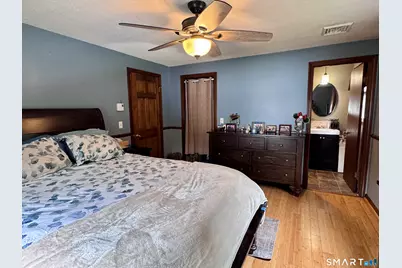 24 Middle Road, Enfield, CT 06082 - Photo 15
