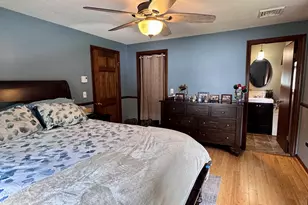 24 Middle Rd, Enfield, CT 06082 - Photo 15
