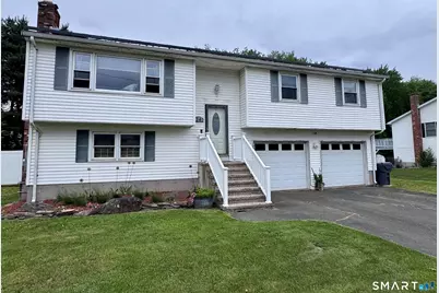 24 Middle Road, Enfield, CT 06082 - Photo 1