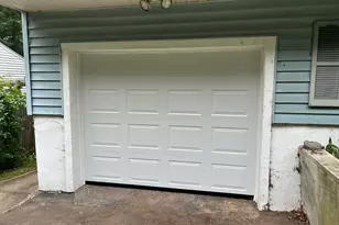 [Address not provided], New Haven, CT 06511 - Photo 13