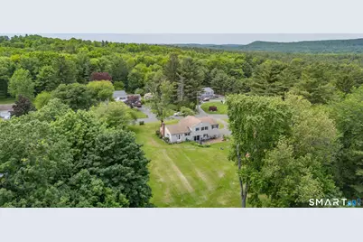 14 Long View Drive, Simsbury, CT 06070 - Photo 5