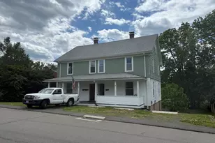 131 Eastern Dr, Middletown, CT 06457 - Photo 1