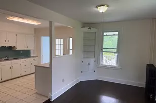 131 Eastern Dr, Middletown, CT 06457 - Photo 3