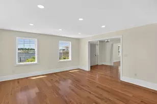 108 Thames St, Groton, CT 06340 - Photo 15