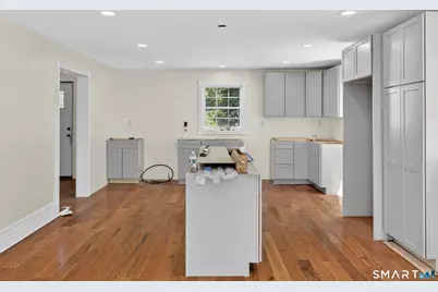 108 Thames Street, Groton, CT 06340 - Photo 9