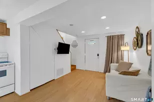 99 Warner St, Hamden, CT 06514 - Photo 9