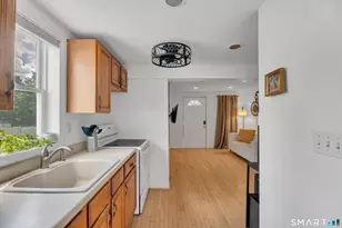 99 Warner St, Hamden, CT 06514 - Photo 17