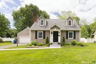 31 Ridgewood Rd, Windsor, CT 06095 - Photo 1