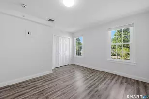 111 Laurel Ct, Plainville, CT 06062 - Photo 9