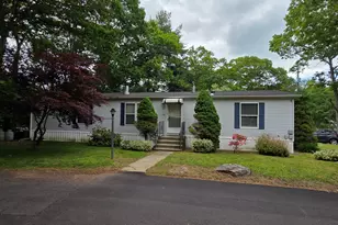 40 Evergreen Park, Clinton, CT 06413 - Photo 1