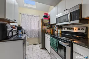 131 Courtyard Ln, Mansfield, CT 06268 - Photo 5