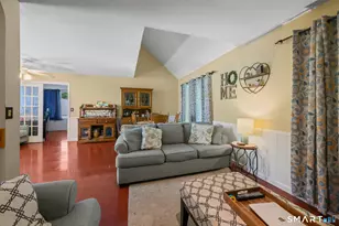 131 Courtyard Ln, Mansfield, CT 06268 - Photo 15