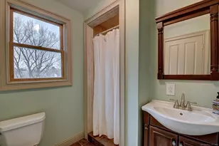 186 Raymond Rd, West Hartford, CT 06107 - Photo 21